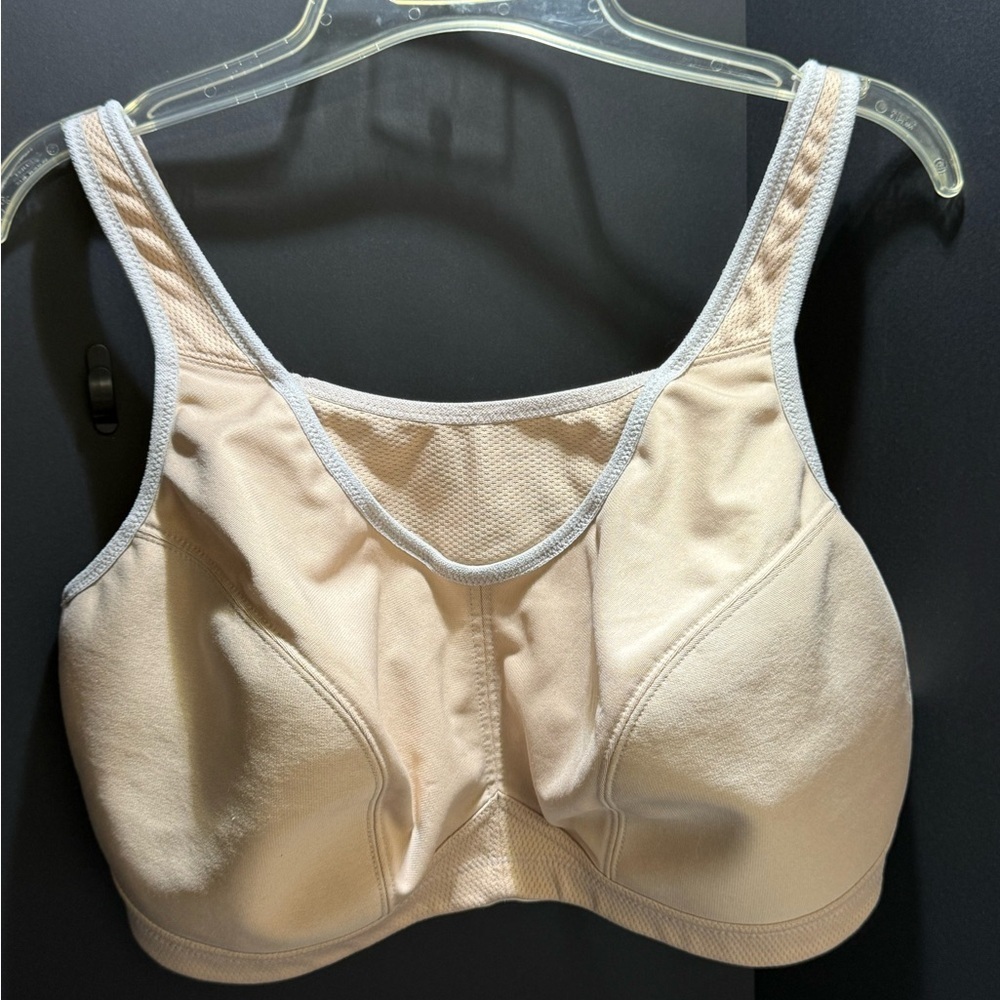 Glamorise woman’s no-bounce camisole sports bra sz 44DD